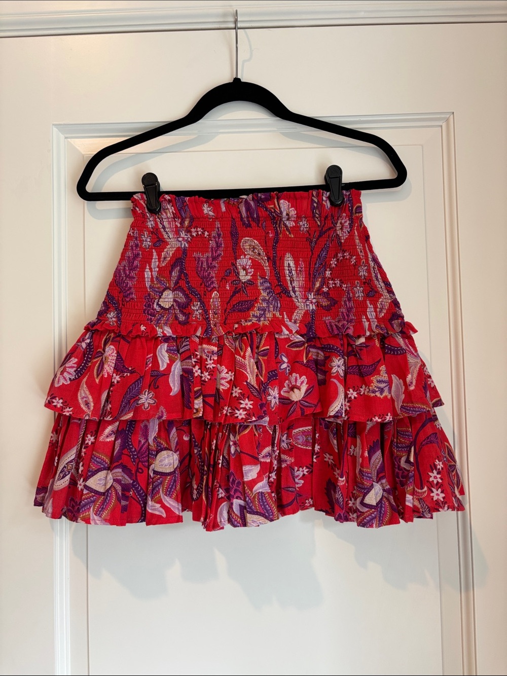 Sundry super cute red, purple, yellow patterned tiered short skirt, size 0